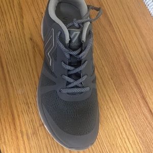 Vionic women’s shoes  Item # 475888
UPC # 192329241575